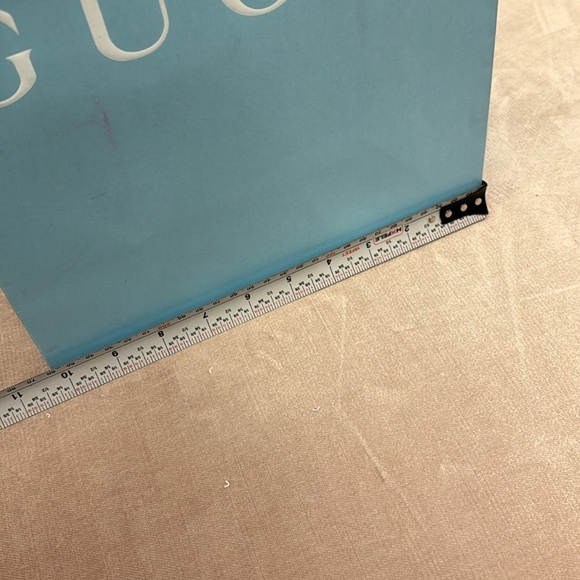 AUTHENTIC GUCCI PAPER BAG - Picture 9 of 13